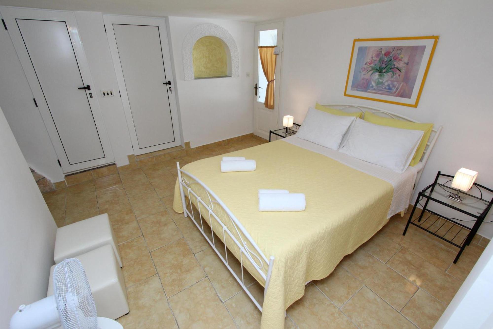 Apartments Knezovic روفينج الغرفة الصورة